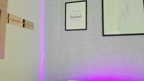  Natasha  online show from November 2025 11:23:02 AM