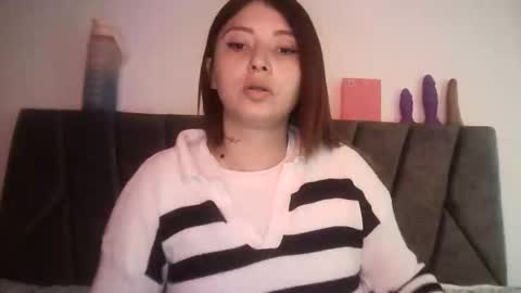 natalia online show from May 2026 07:52:02 PM