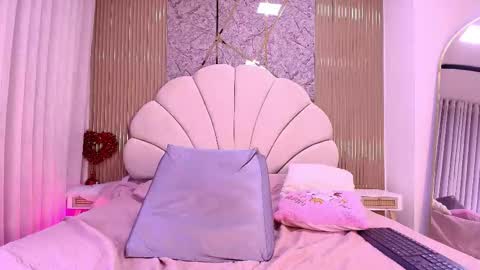 Natasha online show from March 2026 07:11:01 PM