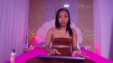 Snapshot of natasha_luna_ chatting on May 2026 07:22:01 PM Natasha online show from May 2026 07:22:01 PM