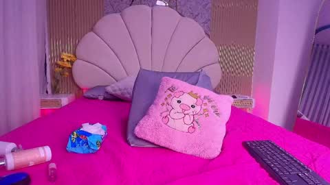 Snapshot of natasha_luna_ chatting on May 2026 07:20:01 PM Natasha online show from May 2026 07:20:01 PM