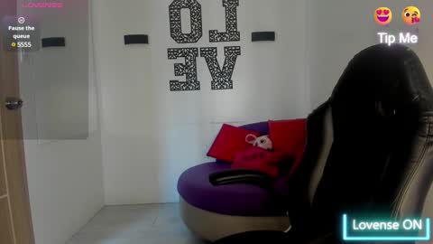 Natasha  online show from December 2024 03:11:02 PM