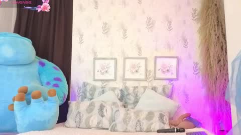 Natasha Blade online show from June 2026 11:37:02 AM