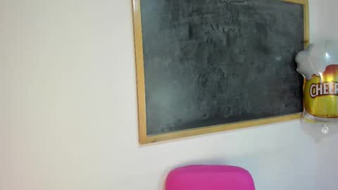 Miss Natasha online show from September 2025 12:09:02 PM