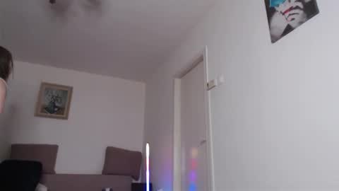 Natasha online show from November 2025 11:28:01 PM