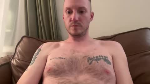 Snapshot of naterando chatting on May 2026 02:28:01 AM naterando online show from May 2026 02:28:01 AM