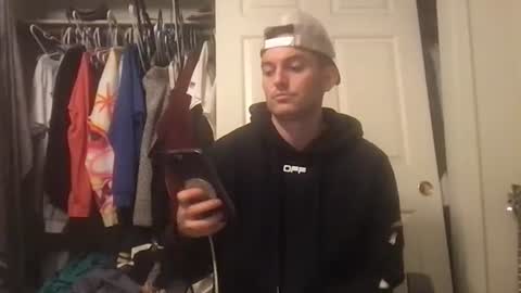 natetheexplorer online show from October 2025 04:26:01 AM