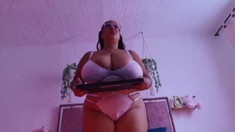 nathalia_correa online show from June 2026 03:40:01 PM
