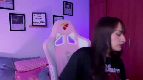 Snapshot of nathalia_ramirez_ chatting on February 2026 01:05:02 AM Nathalia Ramirez online show from February 2026 01:05:02 AM