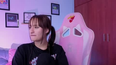 Nathalia Ramirez online show from April 2026 09:49:01 AM