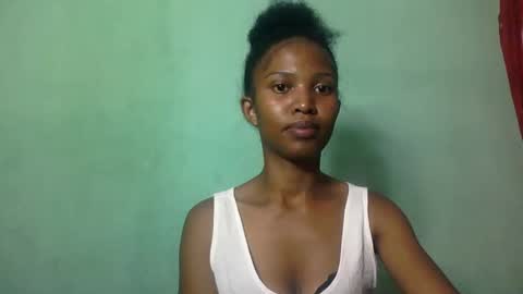 nathalie004 online show from October 2025 11:55:02 AM