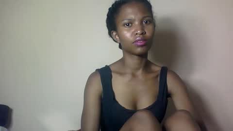 nathalie004 online show from November 2025 07:08:02 AM