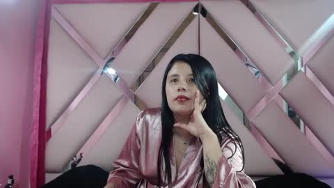 Snapshot of nathaly_low chatting on January 2025 06:52:02 AM nathaly low online show from January 2025 06:52:02 AM