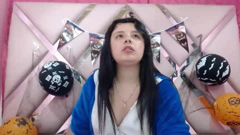 nathaly low online show from October 2025 02:59:01 AM