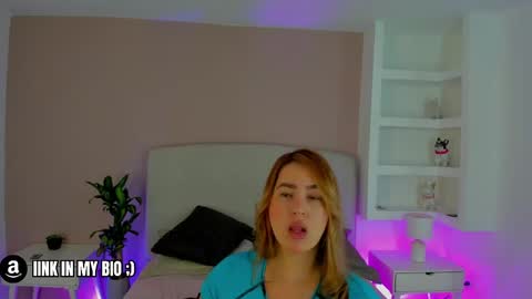 Snapshot of nathalyn05 chatting on May 2026 10:42:01 AM NATHALY online show from May 2026 10:42:01 AM