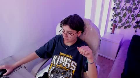 nathalyy_ds online show from October 2025 08:25:01 PM