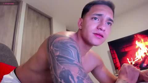 Snapshot of nathan_gross chatting on May 2026 01:45:01 AM nathan_gross online show from May 2026 01:45:01 AM