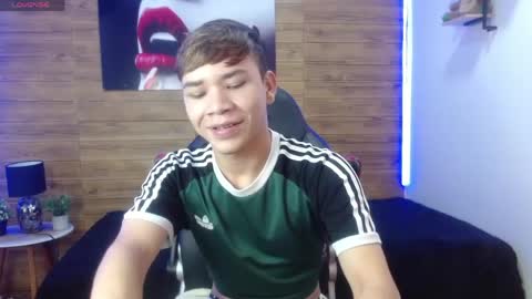 Snapshot of nathanclay chatting on May 2026 01:07:01 PM nathanclay online show from May 2026 01:07:01 PM