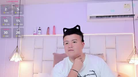 Nathaniel online show from April 2026 06:19:01 PM