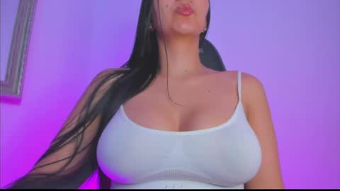 Snapshot of nathyy_garcia chatting on May 2026 01:58:01 AM Nathyy online show from May 2026 01:58:01 AM