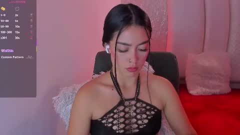 Snapshot of natt_collins chatting on June 2026 04:44:01 AM Natalia online show from June 2026 04:44:01 AM