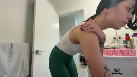 NATTY FIERROS online show from February 2026 07:21:01 PM