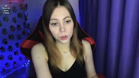 Snapshot of natural_babe666 chatting on January 2025 07:05:01 AM natural_babe666 online show from January 2025 07:05:01 AM