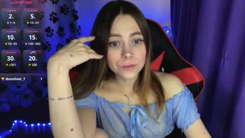 Snapshot of natural_babe666 chatting on January 2025 08:00:01 AM natural_babe666 online show from January 2025 08:00:01 AM