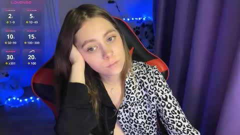 Snapshot of natural_babe666 chatting on March 2025 10:04:02 PM natural_babe666 online show from March 2025 10:04:02 PM