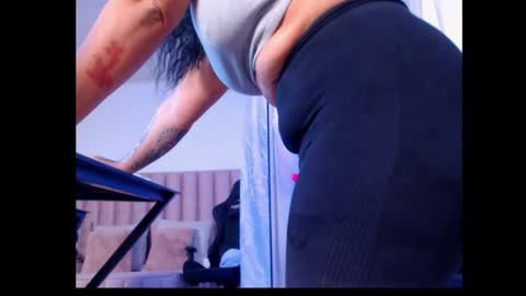 Sophia online show from November 2025 10:39:02 AM