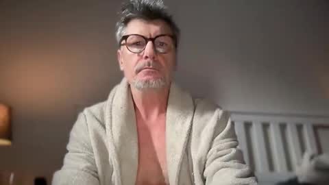 Snapshot of naturalcouple281074 chatting on January 2026 01:38:01 PM naturalcouple281074 online show from January 2026 01:38:01 PM