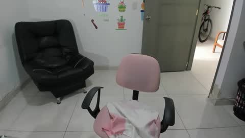 Andrea  online show from February 2025 04:23:02 PM