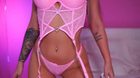 Snapshot of natydesiree chatting on February 2025 04:58:02 AM Naty online show from February 2025 04:58:02 AM