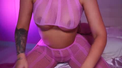 Snapshot of natydesiree chatting on March 2025 10:45:02 AM Naty online show from March 2025 10:45:02 AM