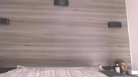 Snapshot of natzuki_ chatting on May 2026 06:58:01 PM natzuki_ online show from May 2026 06:58:01 PM