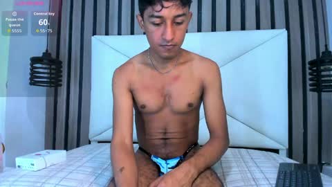 Snapshot of natzuki_ chatting on May 2026 04:03:02 PM natzuki_ online show from May 2026 04:03:02 PM