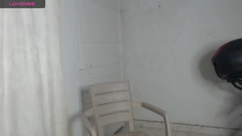 Snapshot of natzumi_mcqueen chatting on December 2024 11:28:01 AM Stella Mcqueen online show from December 2024 11:28:01 AM