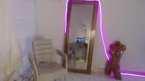 Snapshot of natzumi_mcqueen chatting on February 2026 01:51:01 PM Stella Mcqueen online show from February 2026 01:51:01 PM