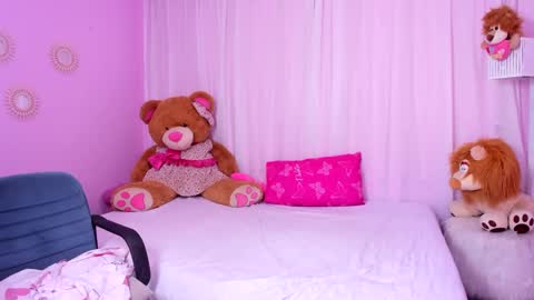 Zoe online show from December 2024 01:25:01 AM