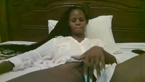 alisha online show from December 2025 07:53:02 PM