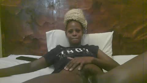 Snapshot of naughty_babe000 chatting on May 2026 11:16:02 AM alisha online show from May 2026 11:16:02 AM