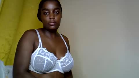 Snapshot of naughty_booby chatting on May 2026 02:30:01 AM Bettybooby online show from May 2026 02:30:01 AM