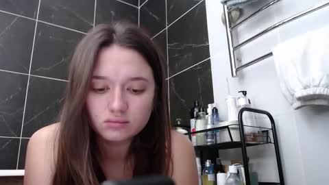 Chris Carrie online show from November 2025 04:02:02 AM