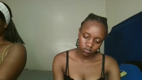 Snapshot of naughty_ellaa chatting on September 2025 05:29:02 PM naughty_ellaa online show from September 2025 05:29:02 PM