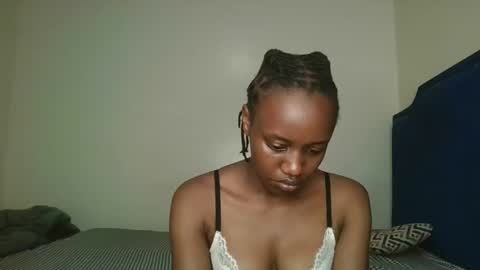 Snapshot of naughty_ellaa chatting on October 2025 05:11:02 PM naughty_ellaa online show from October 2025 05:11:02 PM