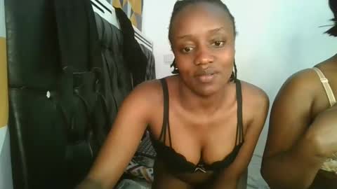 Snapshot of naughty_ellaa chatting on October 2025 06:06:02 PM naughty_ellaa online show from October 2025 06:06:02 PM