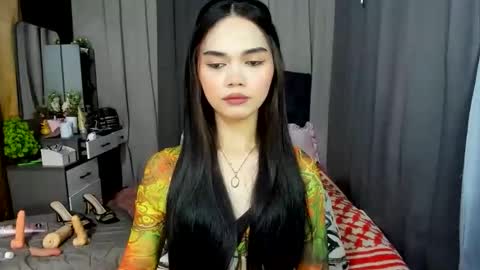 Snapshot of naughty_emmats chatting on June 2026 10:45:02 PM emma online show from June 2026 10:45:02 PM