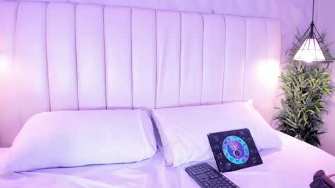 Flor online show from February 2025 01:44:01 AM