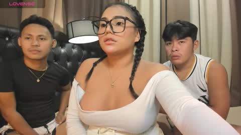 Snapshot of naughty_hung_francis chatting on October 2025 04:26:02 PM francisxxx online show from October 2025 04:26:02 PM