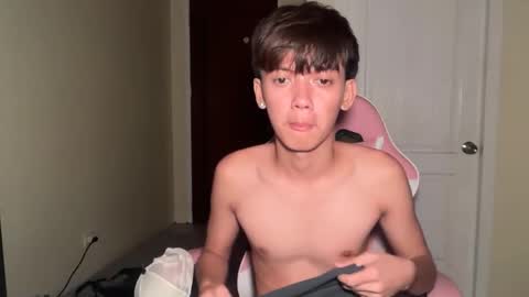 naughty kean online show from May 2026 01:27:01 PM